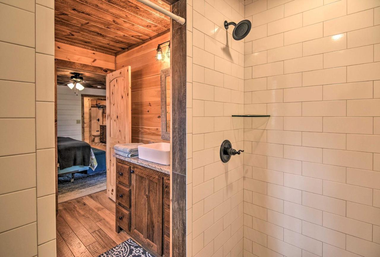 Modern Murphy Cabin With Nottely River Views! 외부 사진