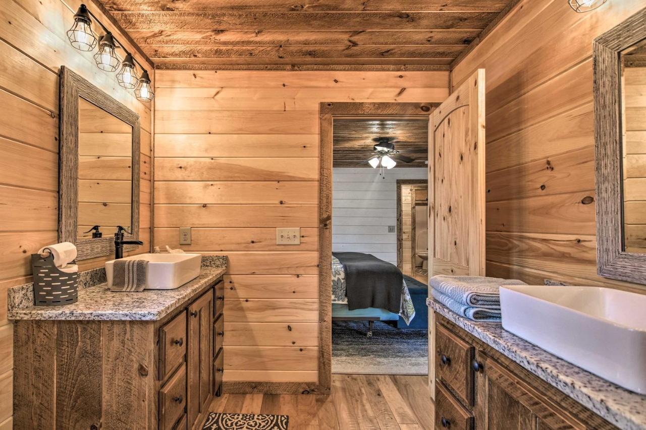 Modern Murphy Cabin With Nottely River Views! 외부 사진